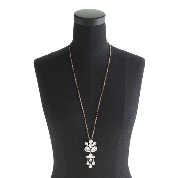 πHP πJ. Crew Chandelier Pendant Necklace - Picture 3 of 4