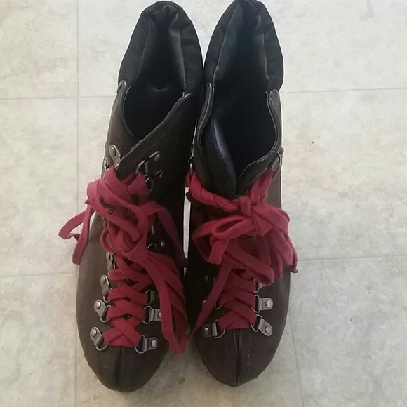 Lace up Bootie heel