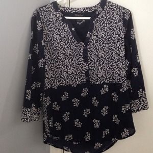 Lucky Brand Navy and White floral top