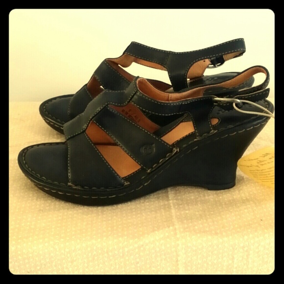 LOWEST*Born Black Leather Wedge Sandals