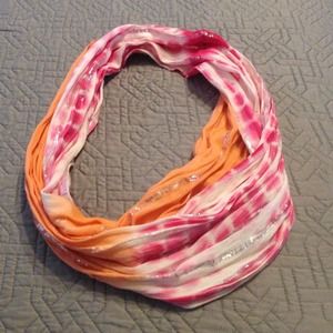 Infinity scarf