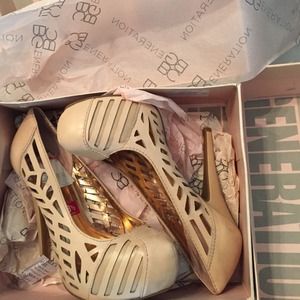 Bundle for @jenn119 Bcbg pumps & Arden b dress