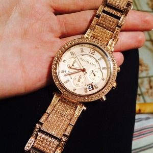 Michael Kors sparkles everywhere