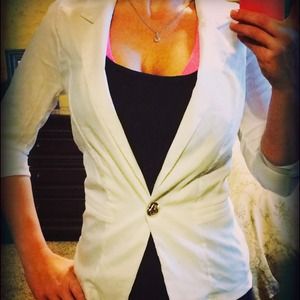 Light cute figure hugging blazer - see thru back