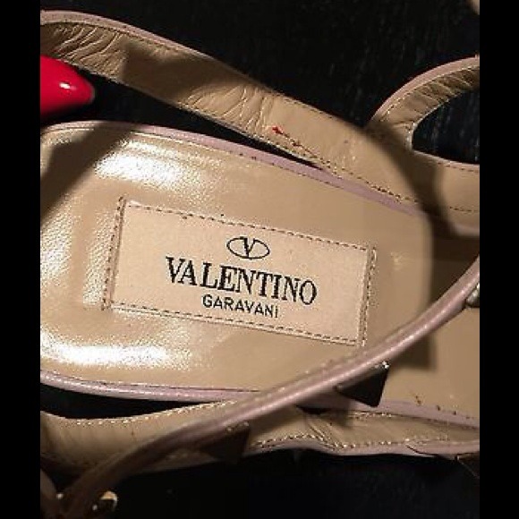 Reserved‼️ VALENTINO Patent Leather Rockstud Heels - Picture 2 of 4