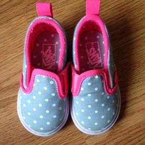 Very cute toddler polka dot vans for girls 💖