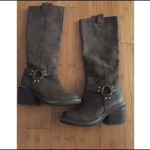 SALE!!!! Jeffrey Campbell boots