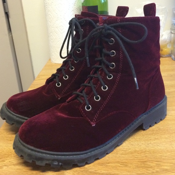 h&m burgundy boots