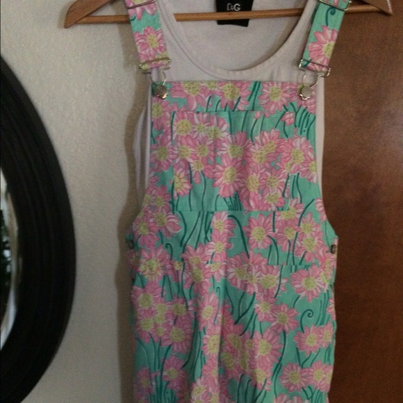 Worn once Lilly Pulitzer floral jumper - Picture 2 of 4