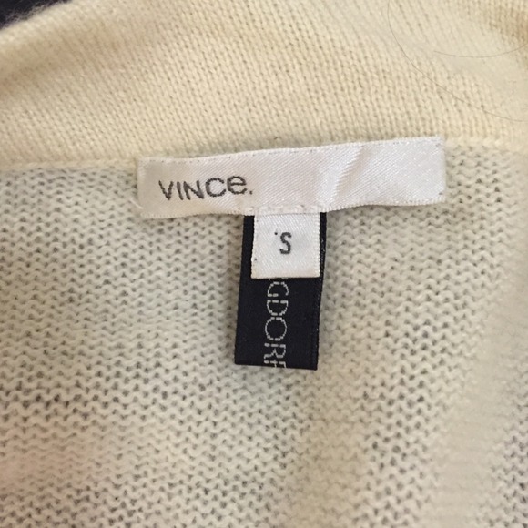 🚫SOLD🚫VINCE Cashmere Sweater - Picture 4 of 4