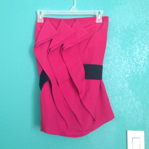Fushia colored top