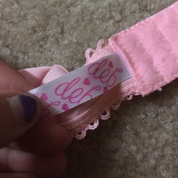 Bras - Picture 2 of 3