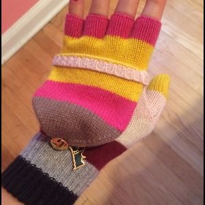 JUICY COUTURE GLOVES