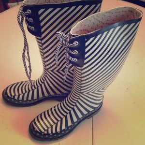 Chooka Navy Striped Rainboots