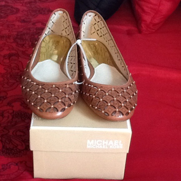 Michael Kors Studded Ballet Fats - Picture 1 of 5