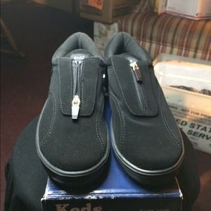 NIB KEDS ZELDA BLACK NUBUCK SNEAKERS