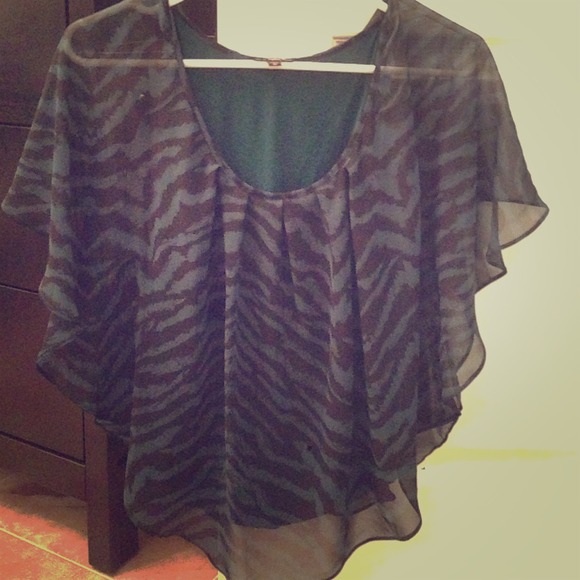 Zebra top