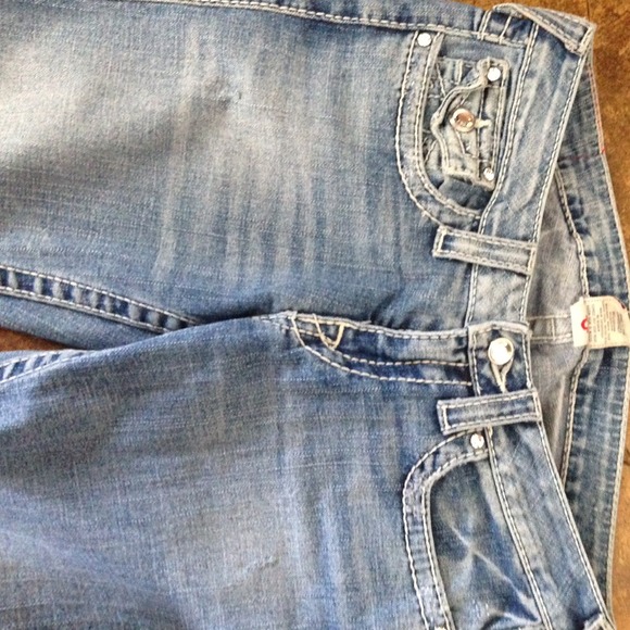 crystal button True Religion Jeans - Picture 3 of 3
