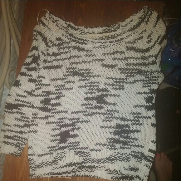 American eagle and hot topic bundle! - Picture 3 of 3