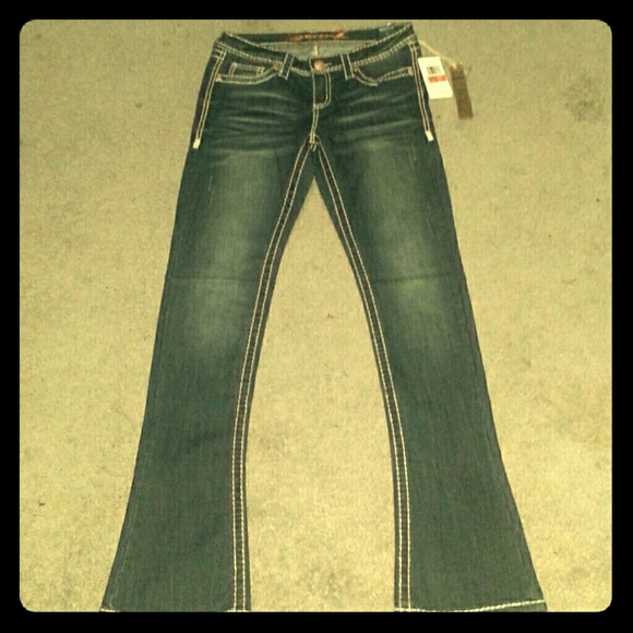 Seven7 denim jeans. NWT