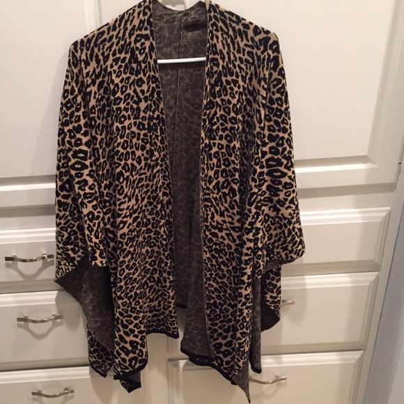 Leopard print cape sweater coat