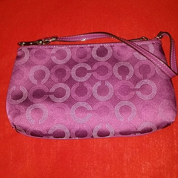 Gorgeous purple clutch - Picture 3 of 3