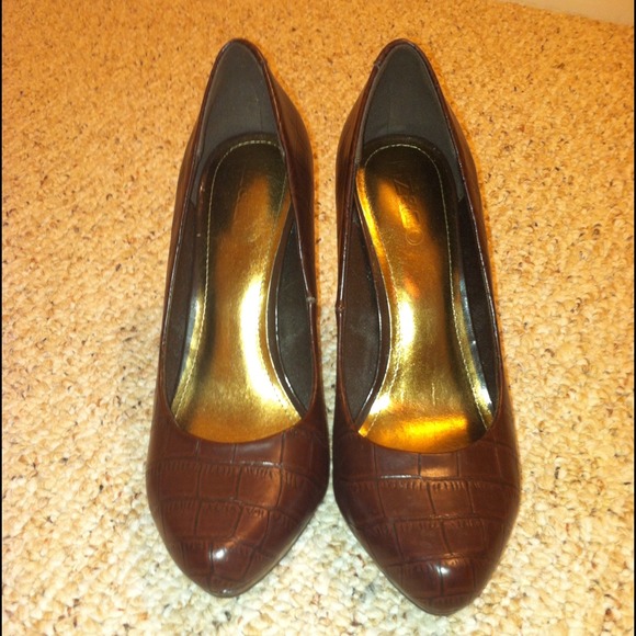 Brown Liz & Co pumps