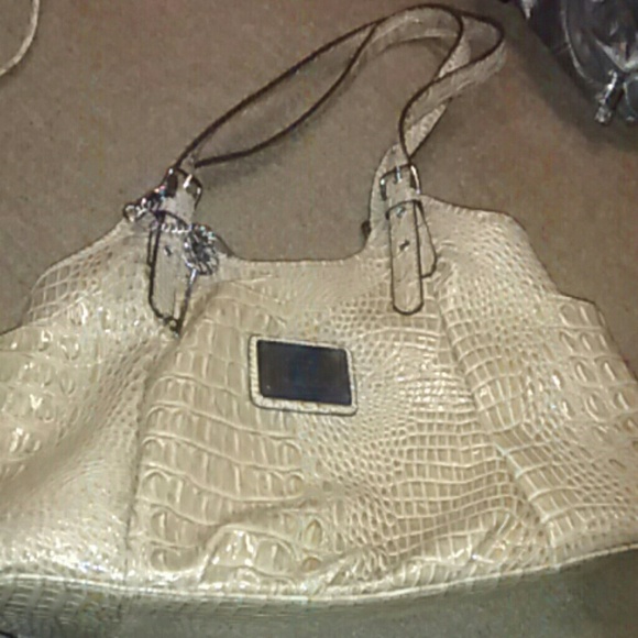 Gently used nicole miller handbag