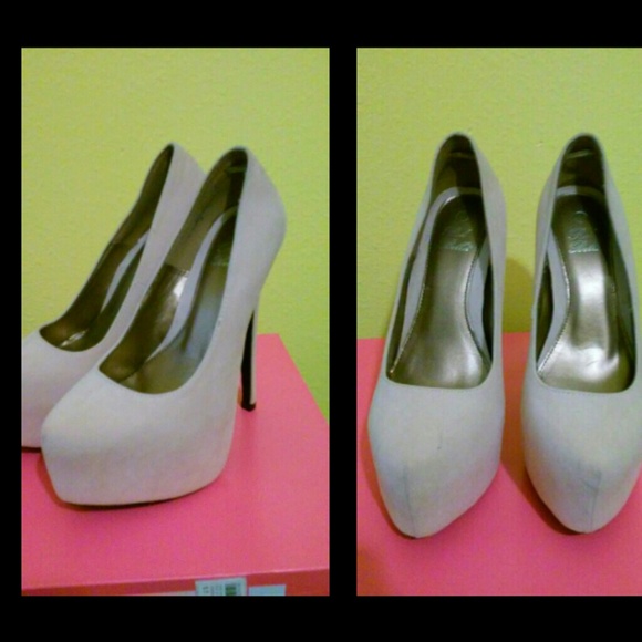 Nude platform heels