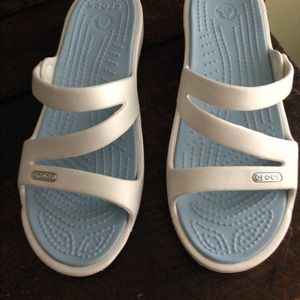 Crocs Patricia Sandals. New!