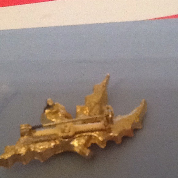 Pin - Picture 2 of 3