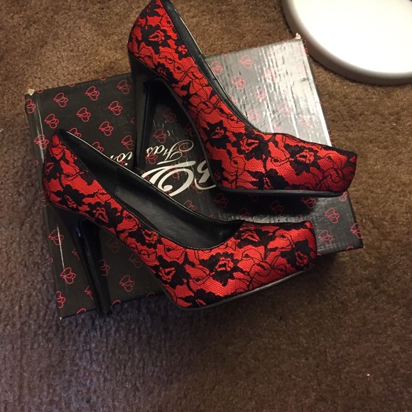 SOLD!! Red with black lace heels - Picture 2 of 3