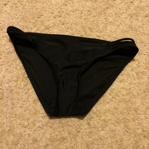 Black bikini bottoms
