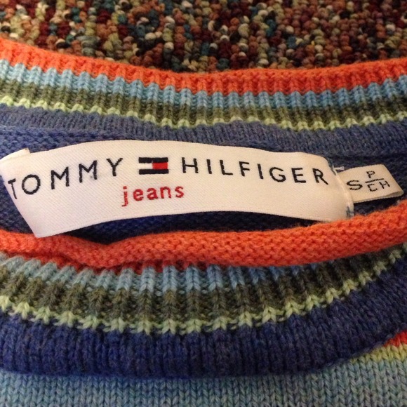 small stripped Tommy Hilfiger sweater - Picture 3 of 4