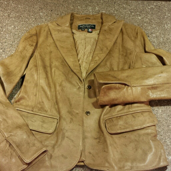 Jacket - Picture 3 of 4