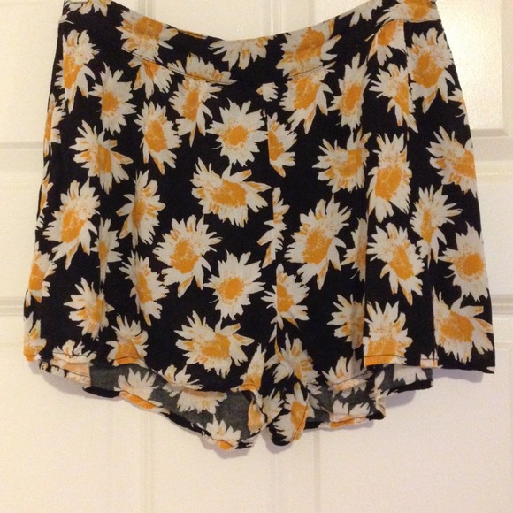 Sunflower shorts