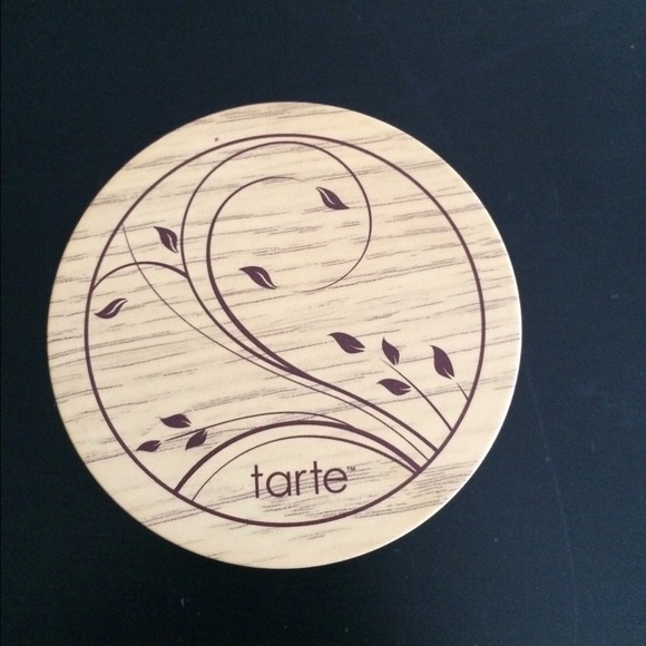 Tart powder foundation
