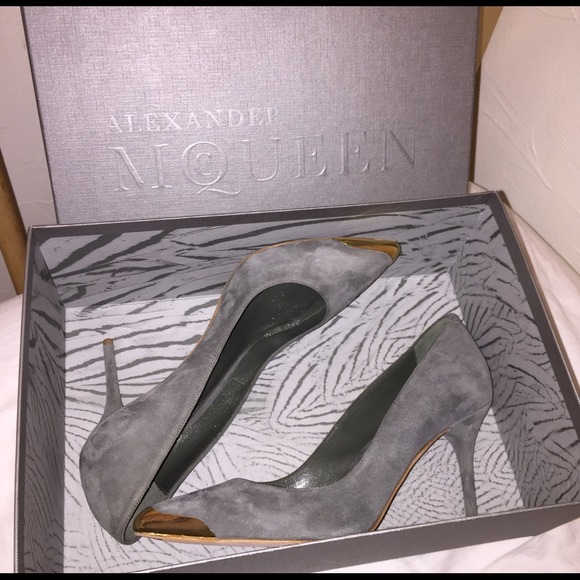 Alexander McQueen heels 🚫sold🚫 - Picture 4 of 4