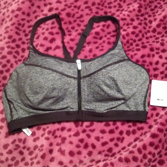 LIMITED SALE 🔴Victoria's Secret New Sports Bra
