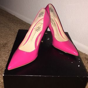 Rock & republic pumps