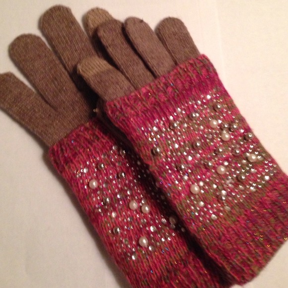 TAUPE AND PINK JEWELED GLOVES