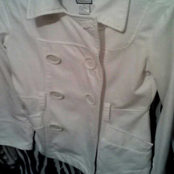 White button up jacket - Picture 3 of 4