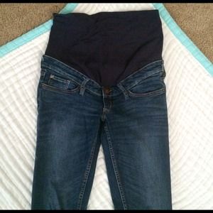 H&M maternity jeans. Skinny denim