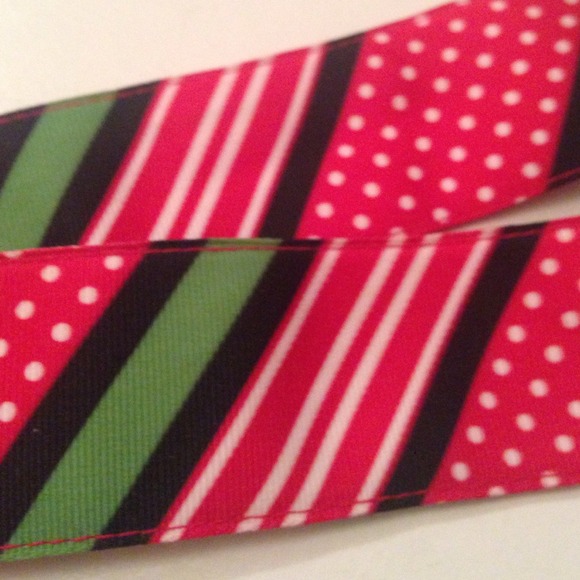 Pink and green belt - Picture 3 of 3