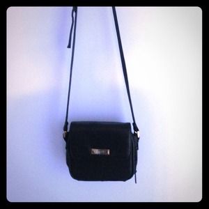 🚫soldBlack cross body purse