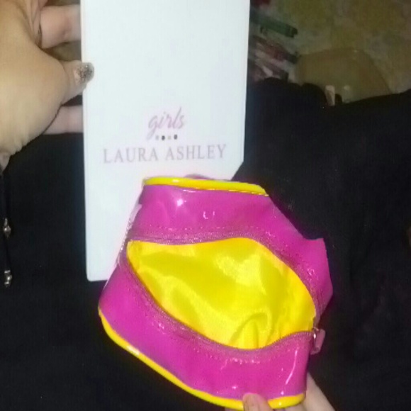 PRICE DROP .LAURA ASHLEY BUNDLE NWOT still wrapped - Picture 3 of 3