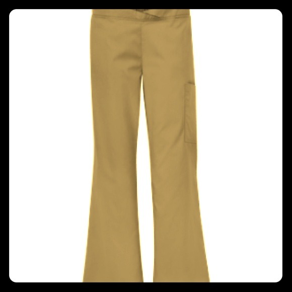 Nwt 2 new pairs of scrub pants - Picture 1 of 3