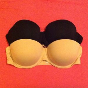 2 Victoria Secret bra/ NWOT