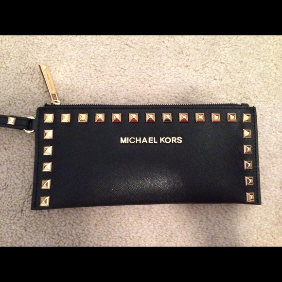 🎀 Sold on Instagram 🎀