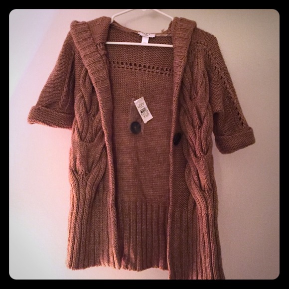 Chunky cardigan with hood